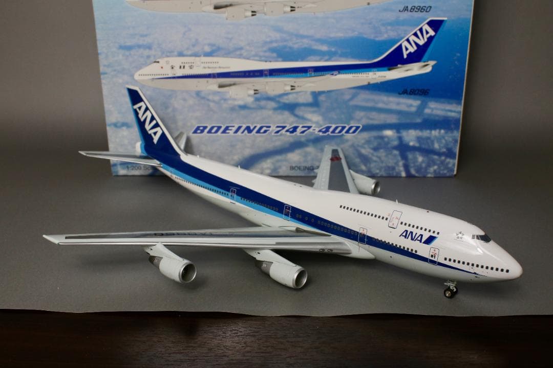 激レア ANA B747-400D 1/200 JA8960 完成品