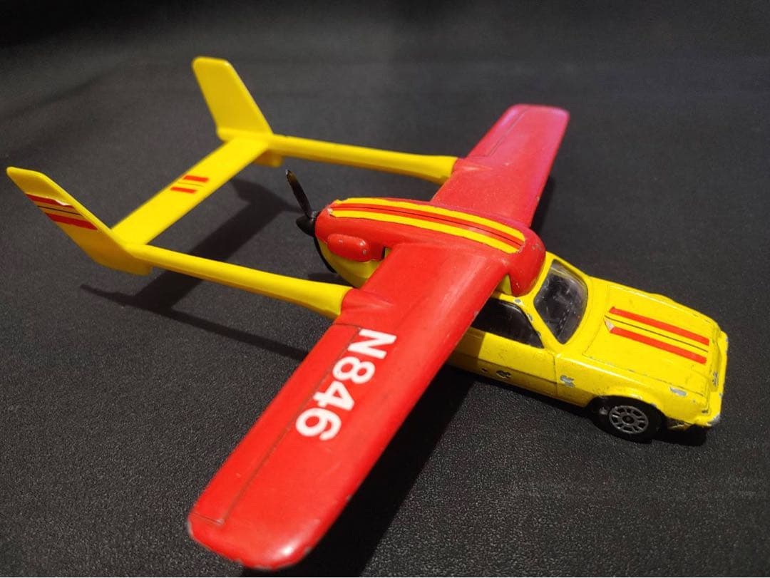 コーギー ジュニア 007 黄金の銃を持つ男 エアロカー ボンドカー ミニカー