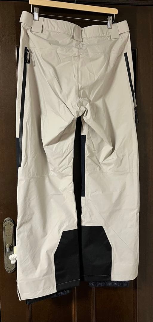新品未使用 タグ付きTHE NORTH FACE シュカブラパンツ Lサイズ