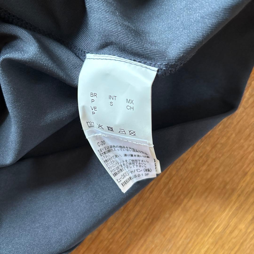 ヒューゴボス　Ｔシャツ　ネイビー