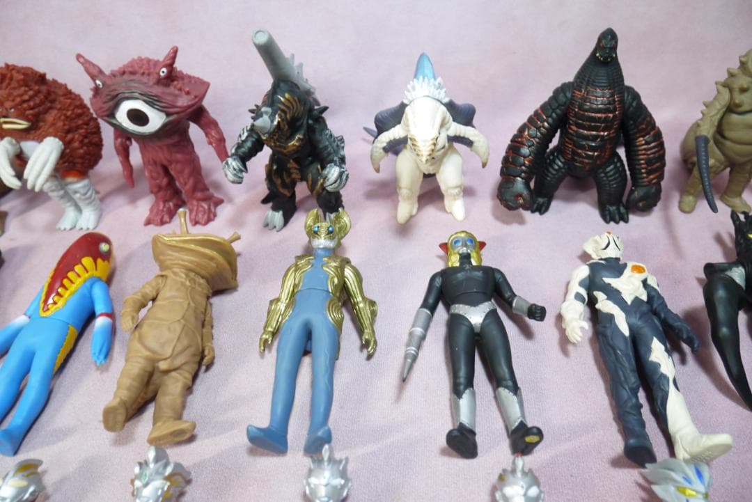 ウルトラヒーローシリーズ500　ウルトラ怪獣シリーズ500　ソフビ　58体