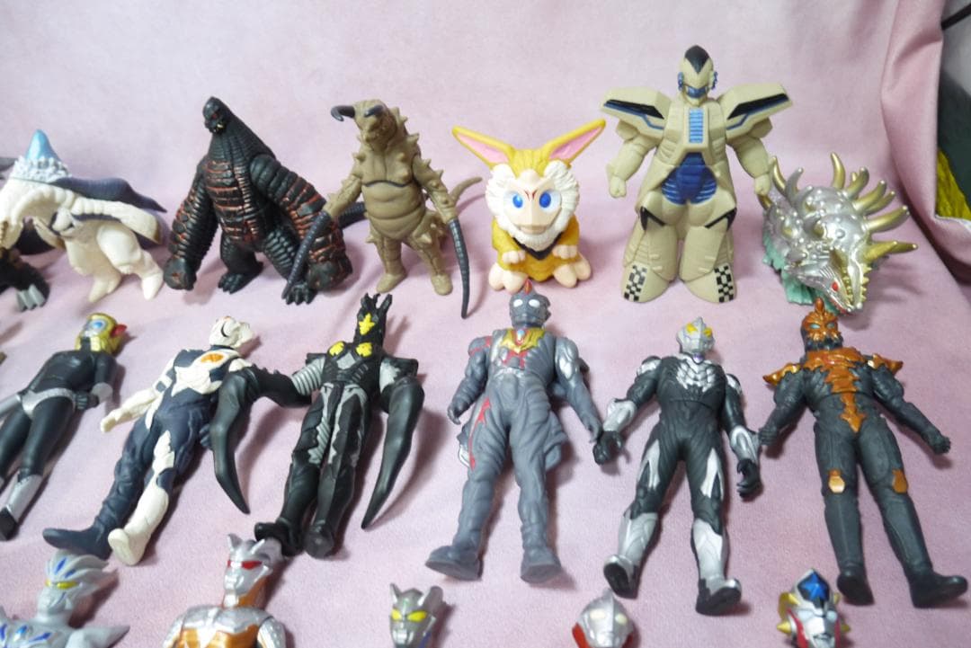 ウルトラヒーローシリーズ500　ウルトラ怪獣シリーズ500　ソフビ　58体