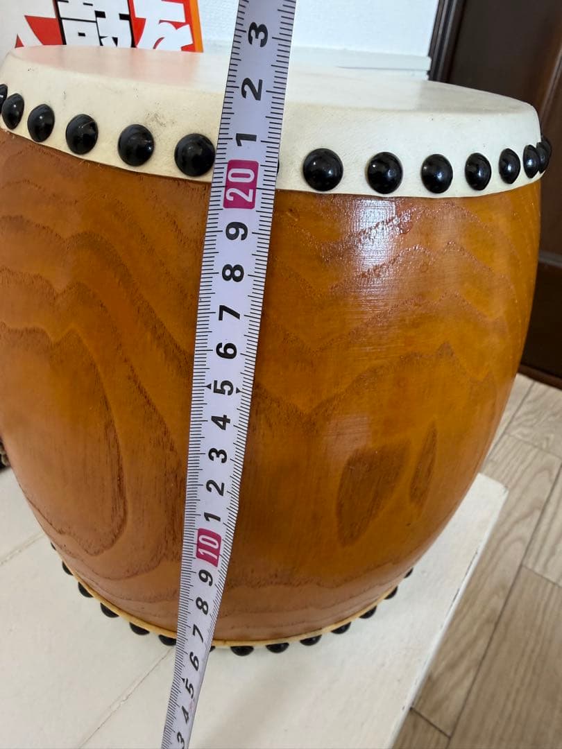 木製和太鼓 黒いビーズ装飾付き