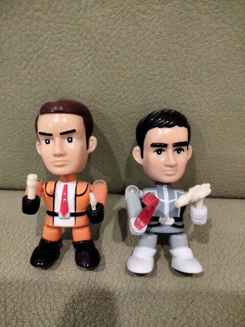 バンダイ　ディフォルメクロスシリーズ　ハヤタ隊員　モロボシダン　フィギュア