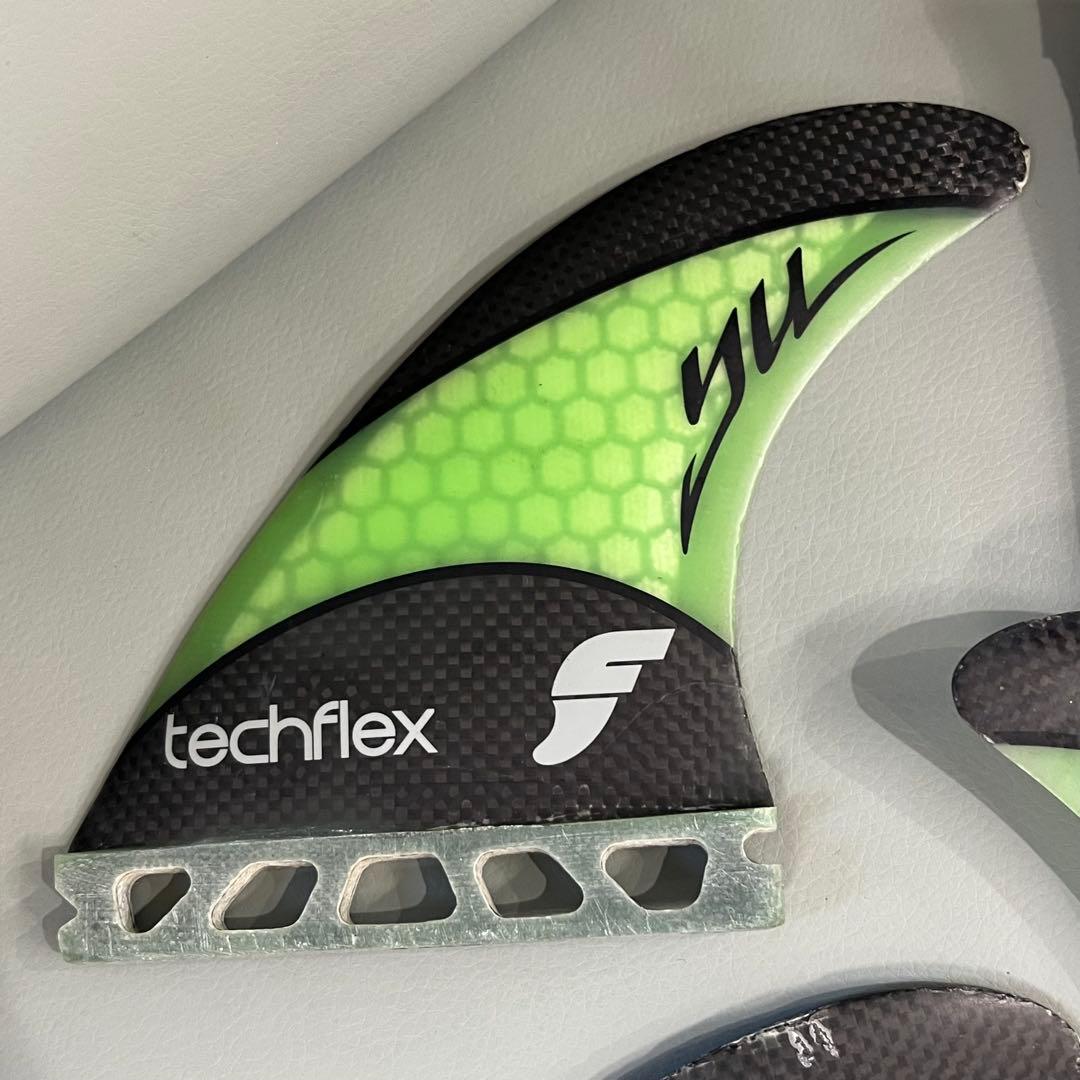 ★希少★futures YUモデル　Techflex製　トライはフィン
