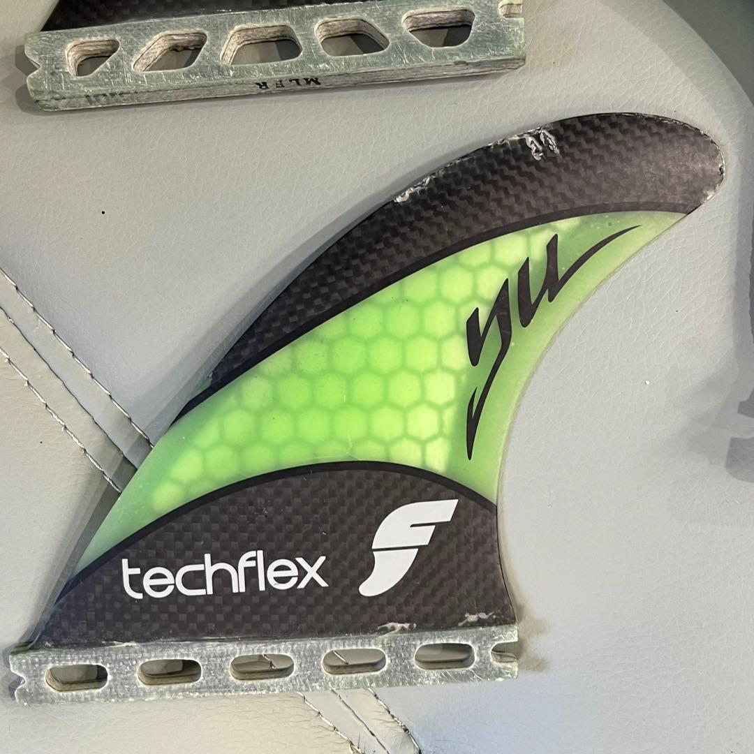 ★希少★futures YUモデル　Techflex製　トライはフィン