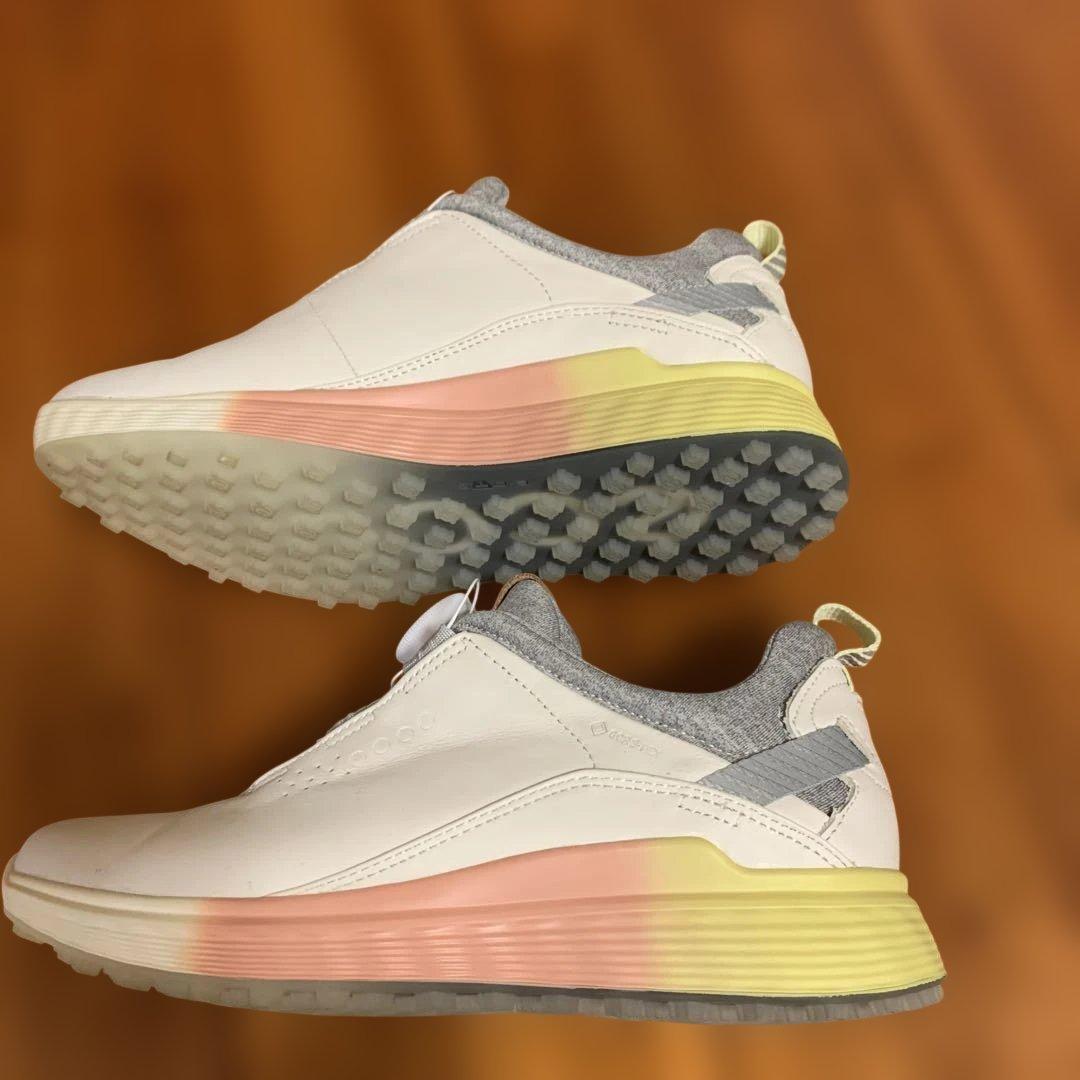 ECCO BOA ゴルフシューズ ホワイト　ほぼ新品