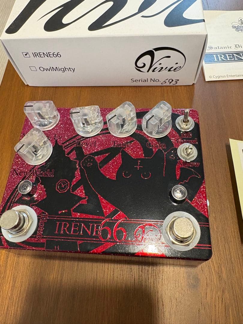 初回限定 大村孝佳氏 Vivie IRENE66 ギターエフェクター　サイン付