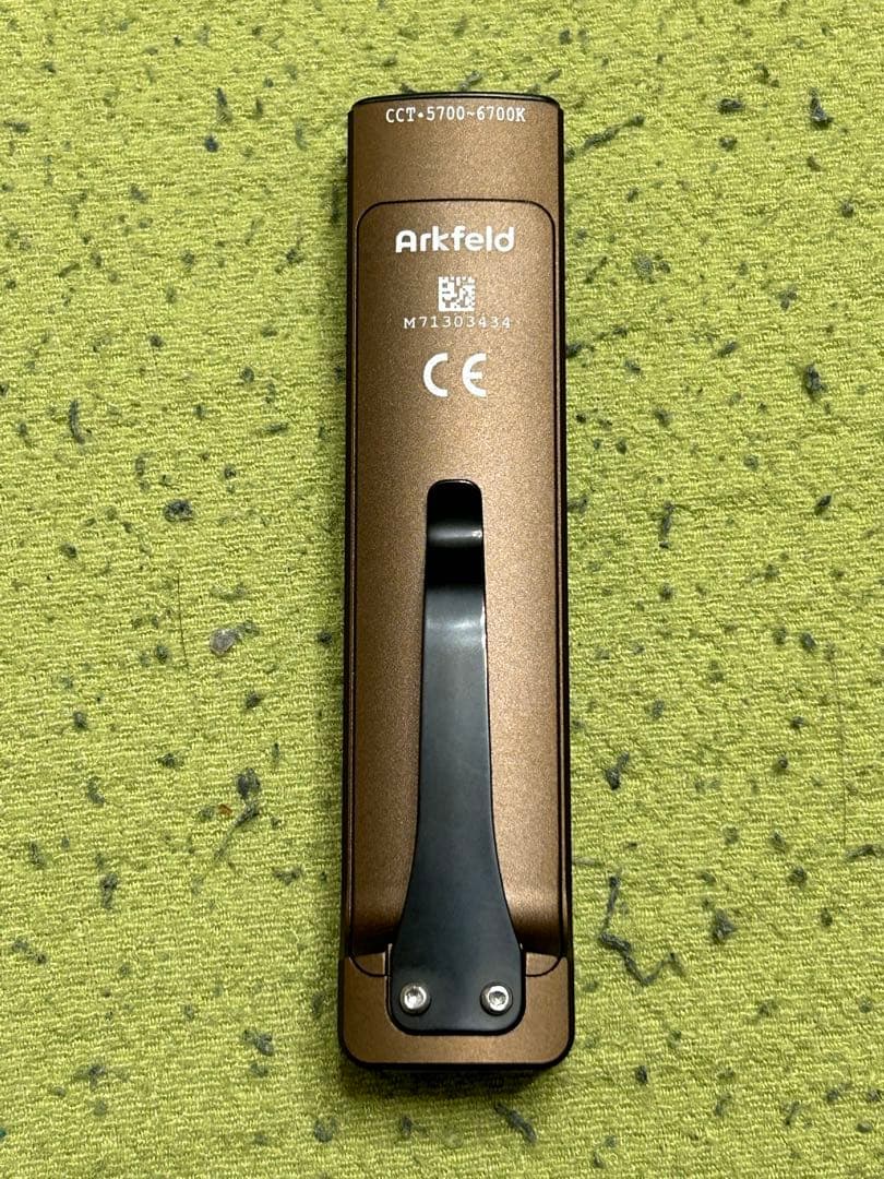 OLIGHT (オーライト) Arkfeld LED＆Class1 砂漠色