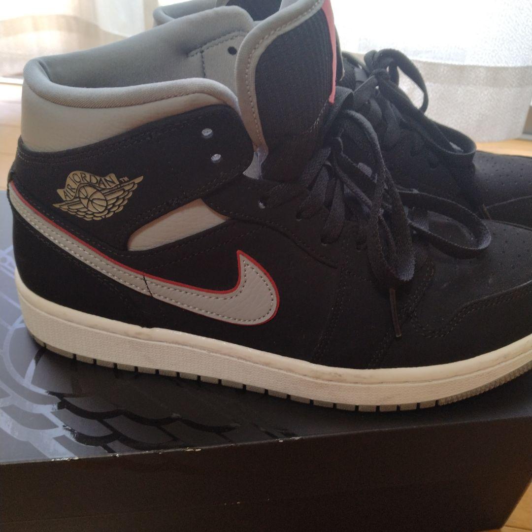 Nike Air Jordan 1 ハイカットシューズ 黒赤