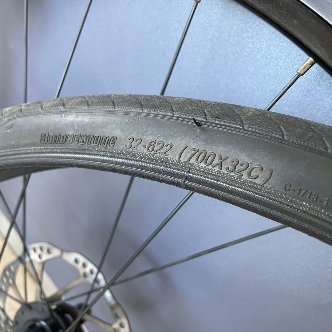 ESCAPE R DISC 2022 700c ホイールセット　ロードバイク