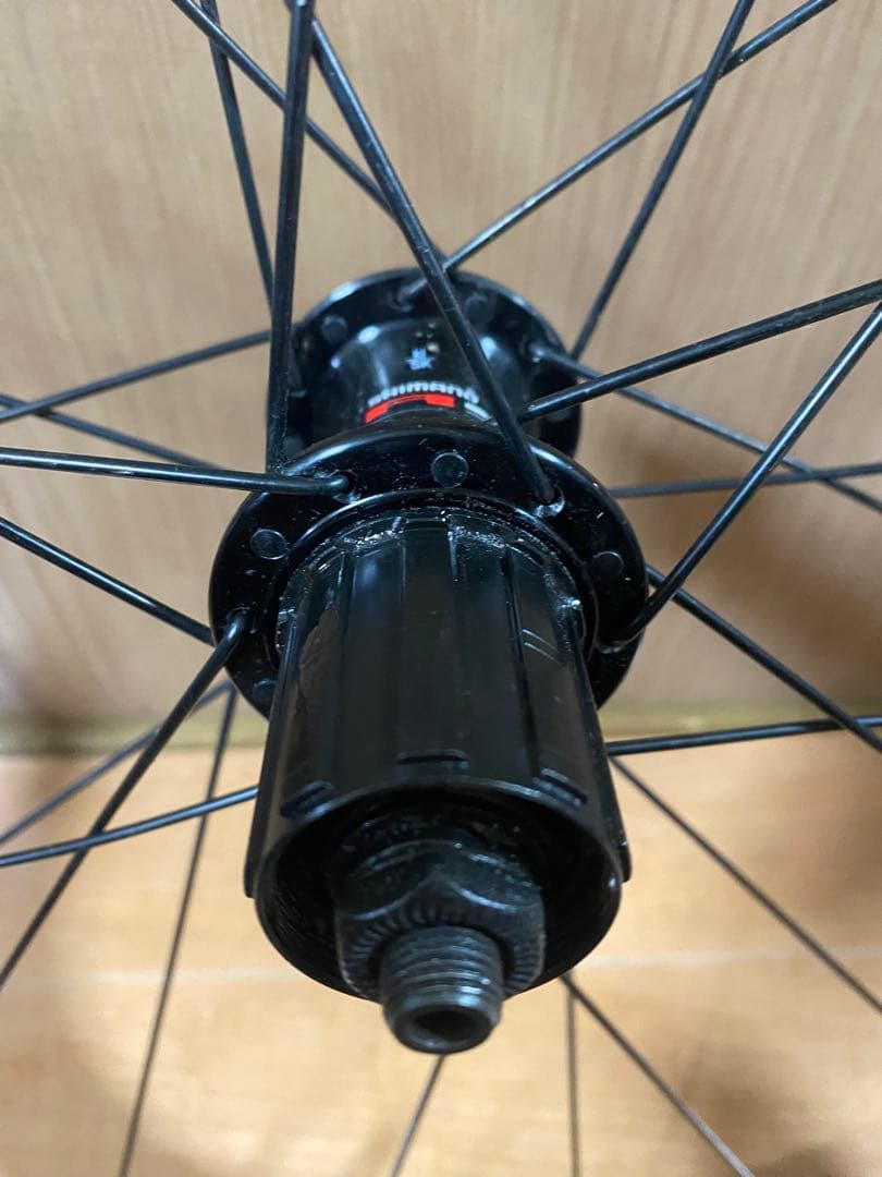 SHIMANO WH-R501 エントリーホイール　ウルトラスポーツつき