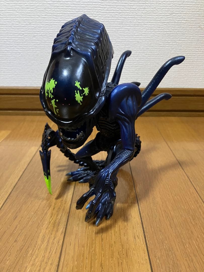 THREE-B/ AVP2: エイリアン ウォーリアー フィギュア 2体セット