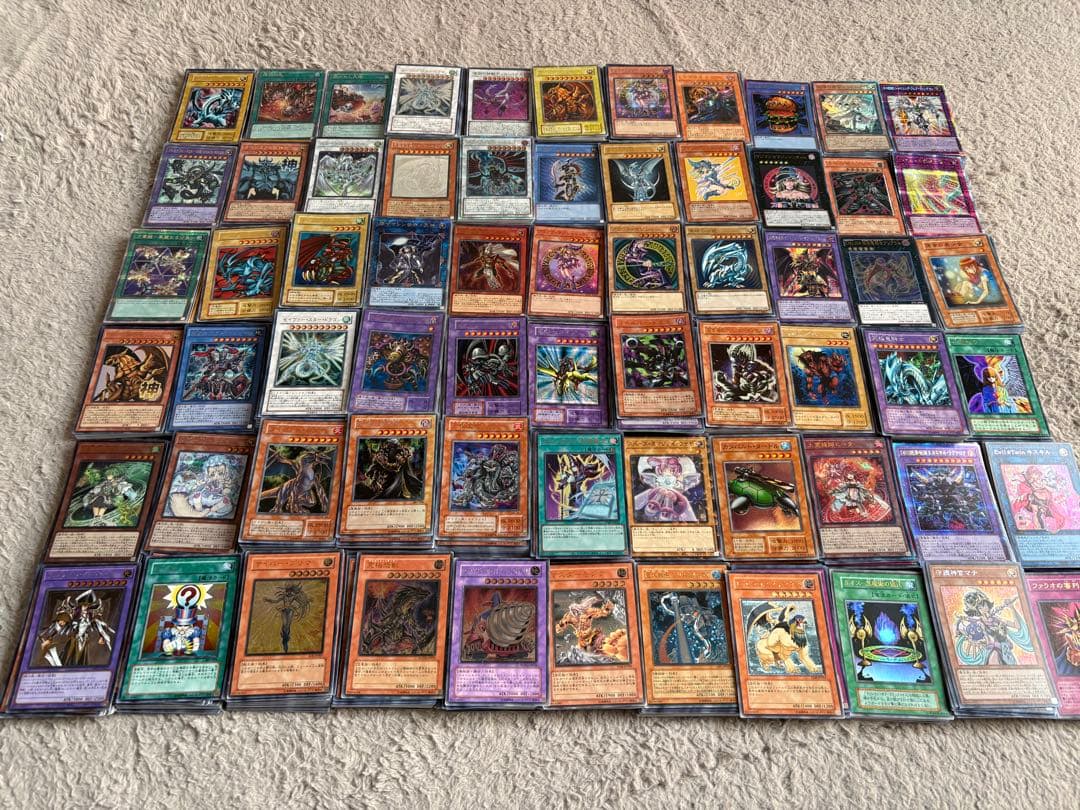 遊戯王　まとめ売り　スーパー、ウルトラ、シク　レリーフプリズマ　合計2300枚程