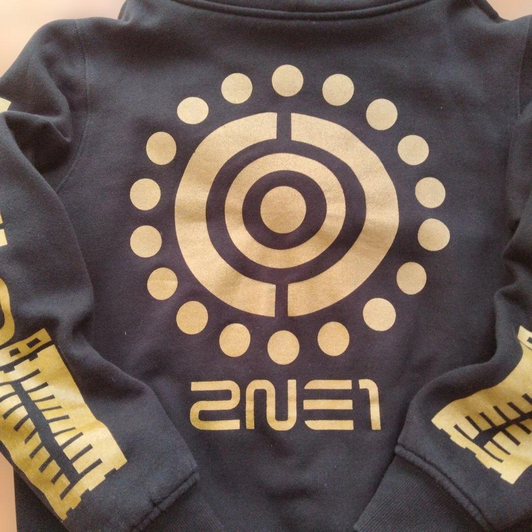 ☆2NE1 パーカー フーディー オフィシャル アイドル グッズ ゴールドレア