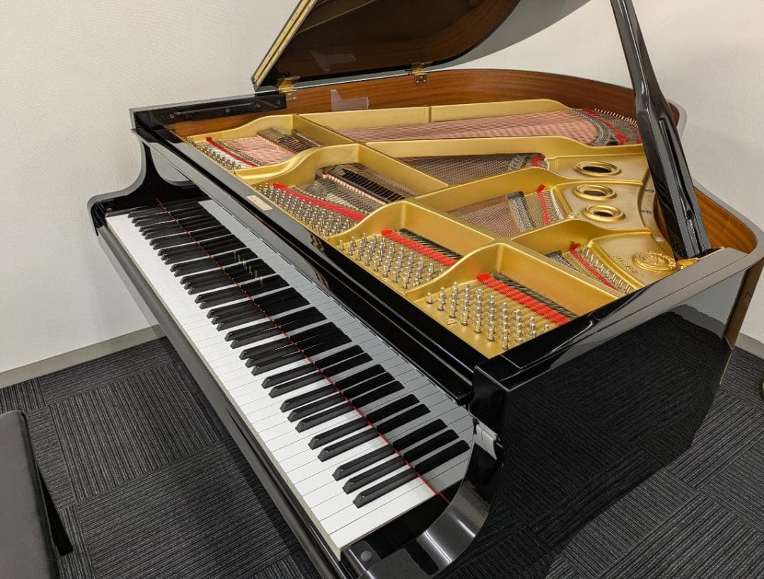 YAMAHA グランドピアノ G1B (弱音装置付)【470万番台】