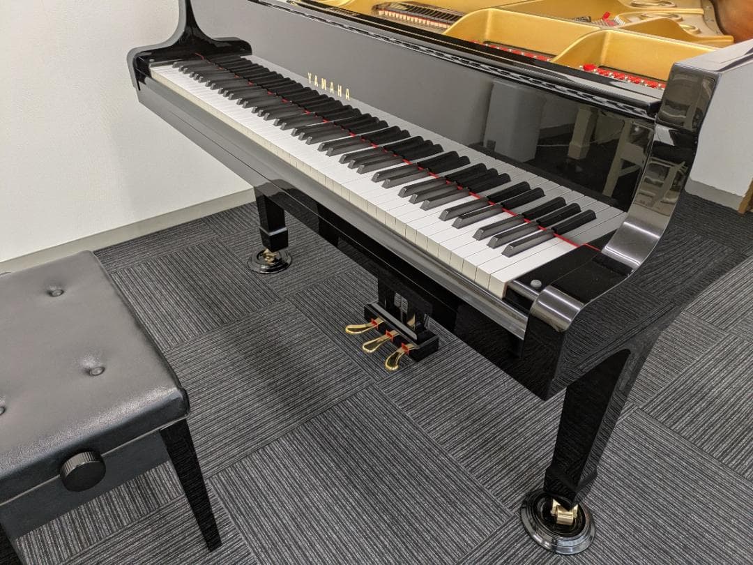 YAMAHA グランドピアノ G1B (弱音装置付)【470万番台】