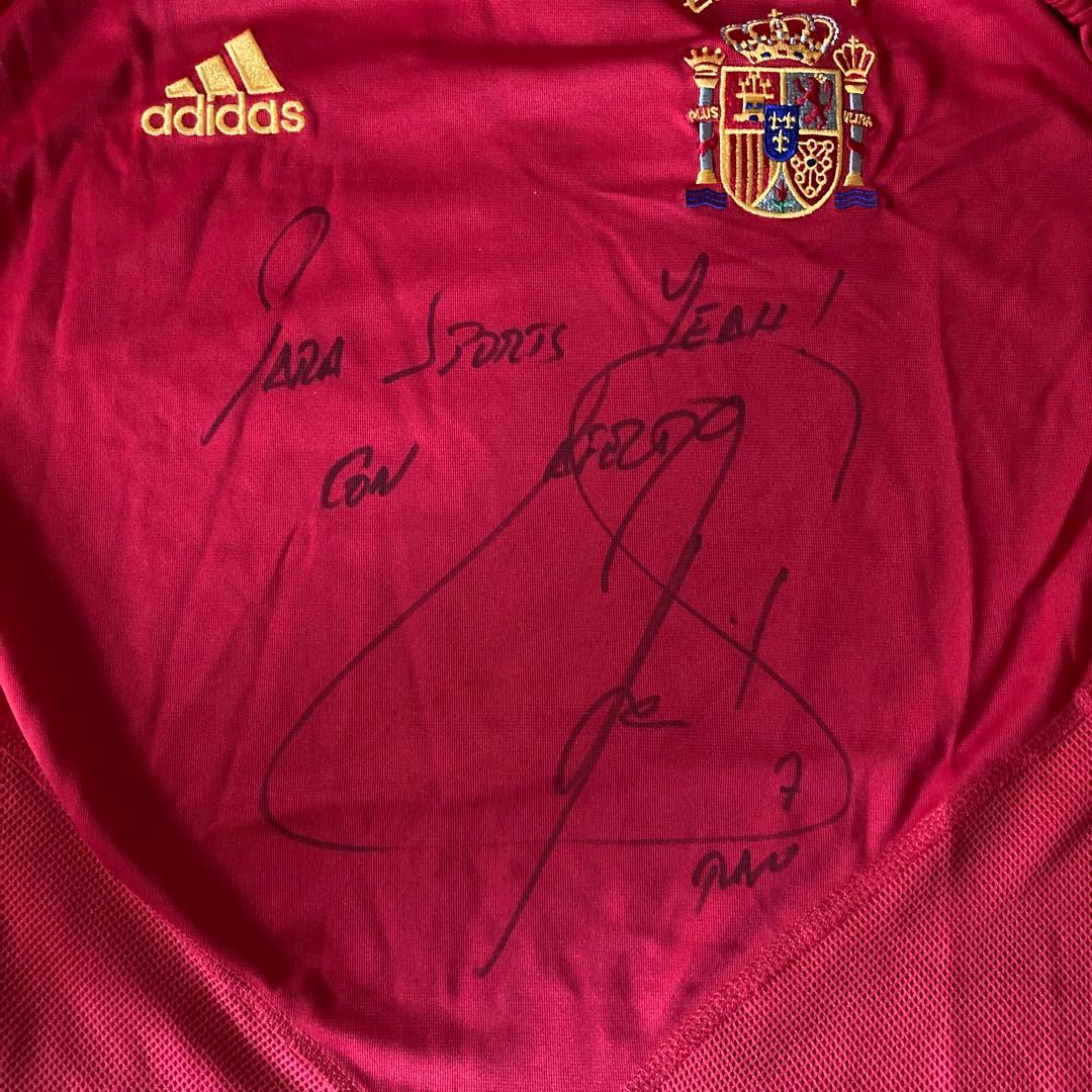 直筆サイン入りユニフォーム　スペイン代表　RAUL ラウール