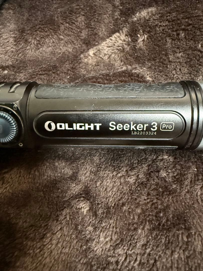 Olight Seeker 3 PRO 懐中電灯