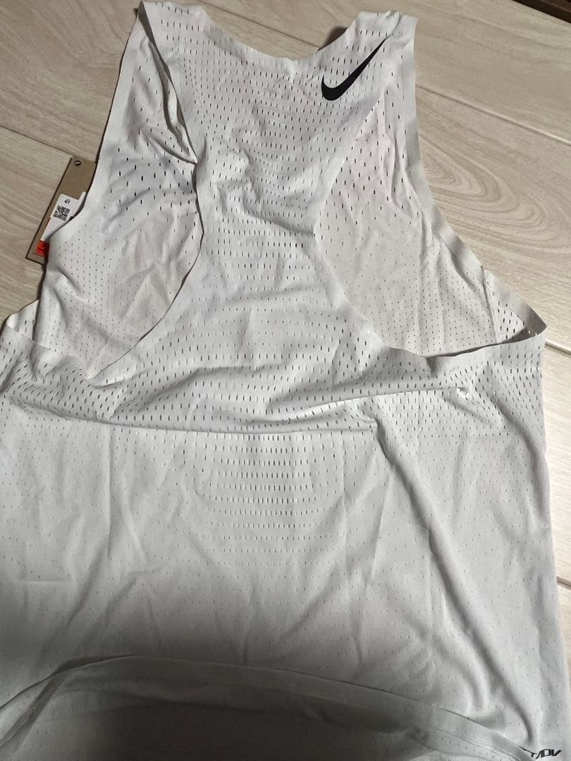 ナイキランニングシャツ　Lサイズ