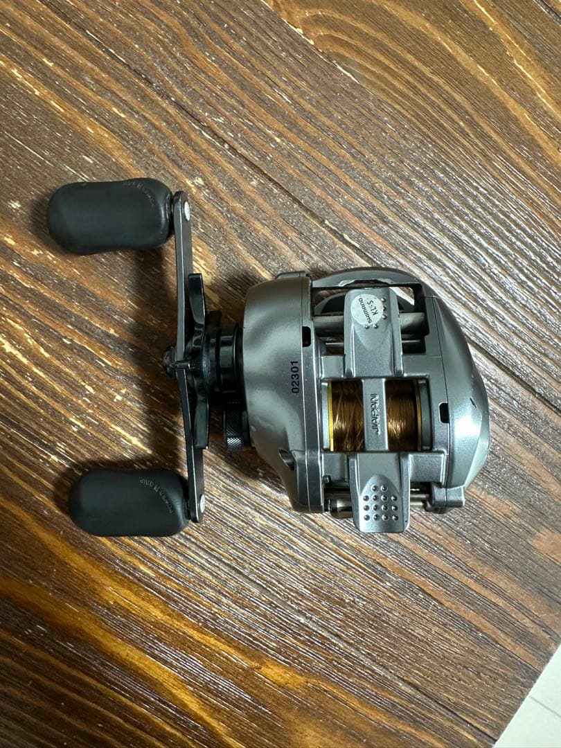 シマノ アルデバラン Mg7 右ハンドル