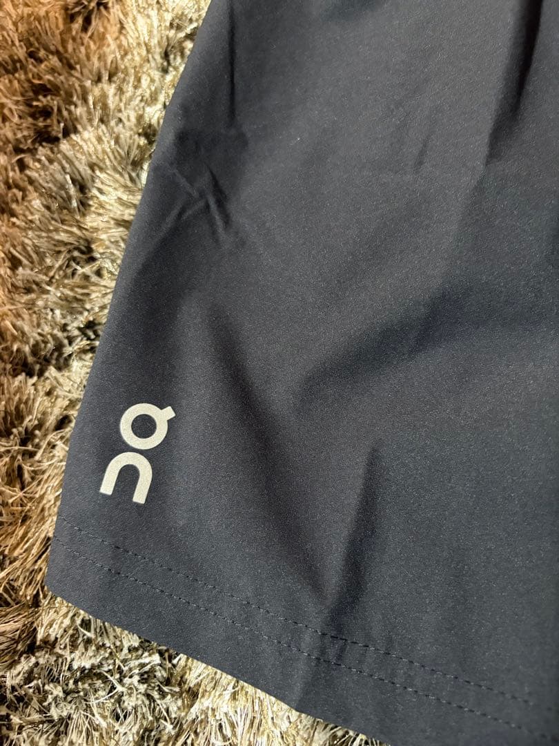ON 5\" Core Shorts XS ブラック