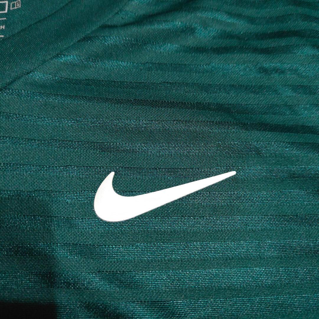 NIKE　COURT　TENNIS　ナイキテニスコート　テニスウェアナダルモデル