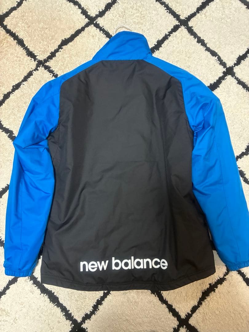山梨学院大学 New Balance ウィンドブレーカー 上下セット