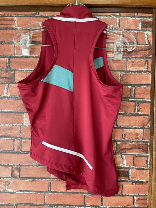 新品 NIKE ナイキ テニスウェア タンクトップ ノースリーブ レディース L