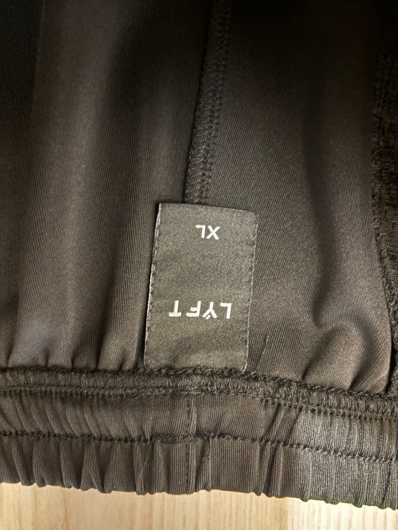 LYFT ストライプブラックジャージパンツ XL