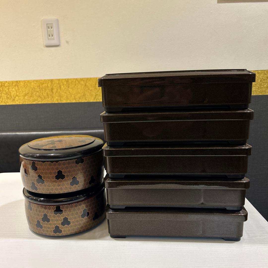 漆塗り弁当箱重箱セット（葉模様）