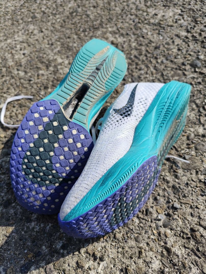 NIKEのヴェイパーフライ3ランニングシューズ 25.0