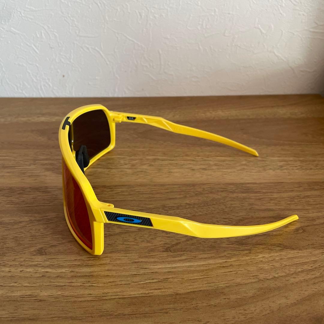 Oakley イエロー スポーツサングラス スートロ