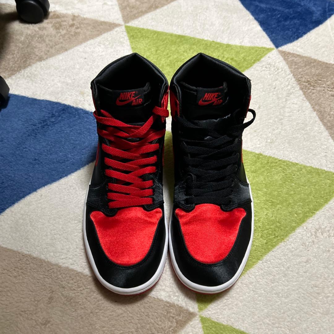NIKE AIR JORDAN 1 ハイカット ブラック×レッド