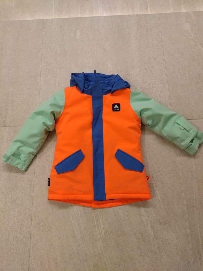BURTON スノーボードウェア 子ども用　上下セット　4T