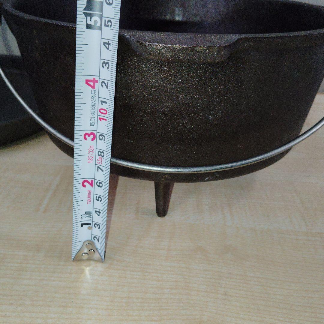 値下げ　鉄製足付ダッチオーブン