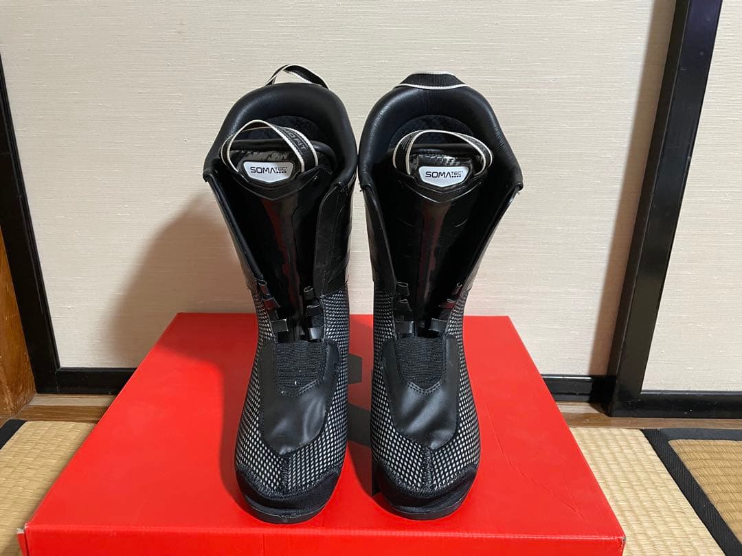 フィッシャー　スキーブーツ