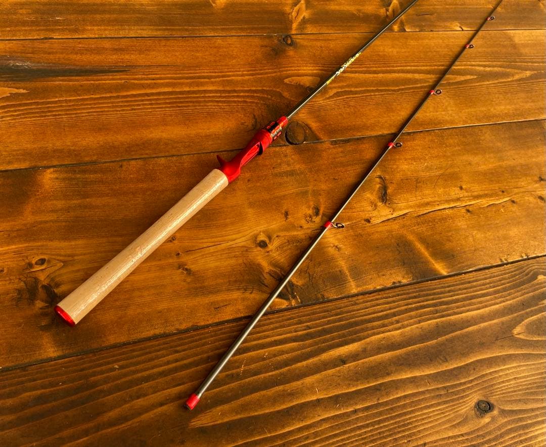 2ピースロッド　7ft 2.1M バス釣り　ベイトロッド　カーボンロッド 新品