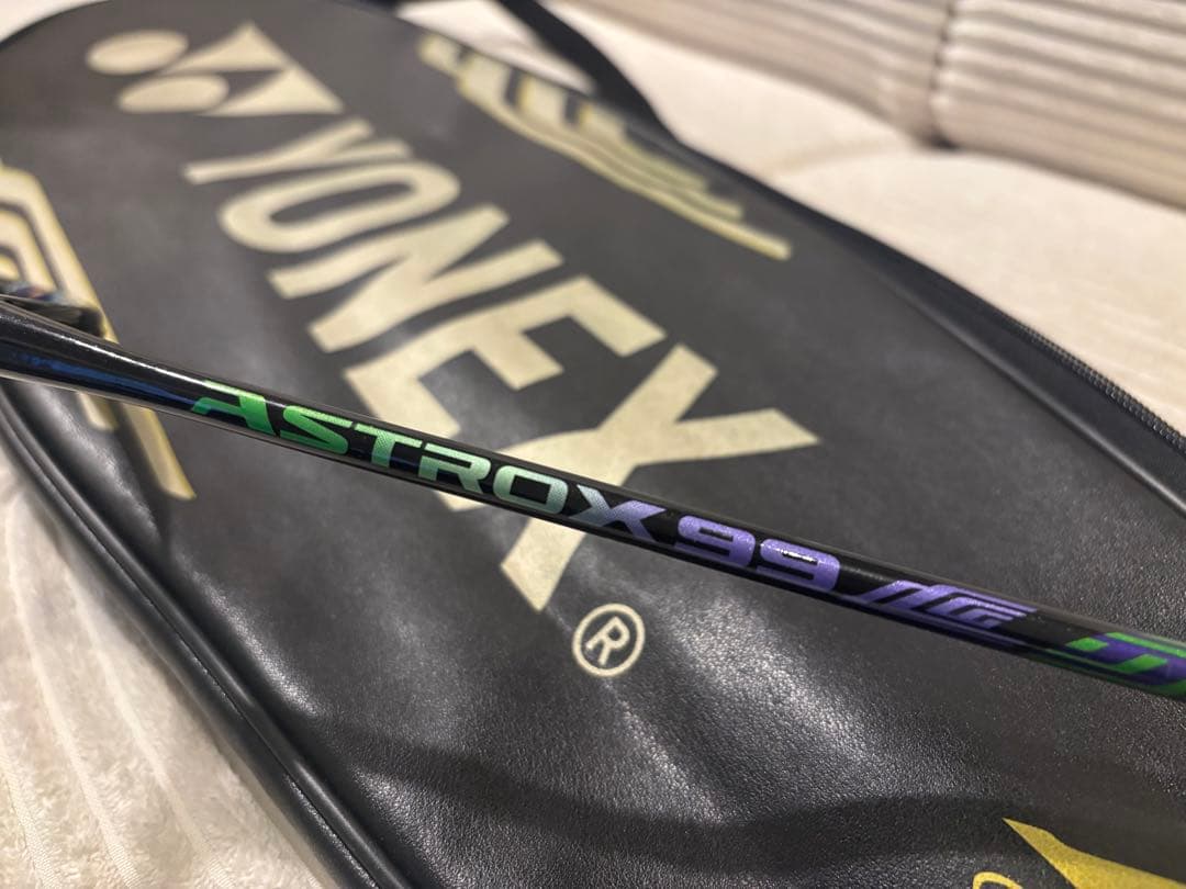 YONEX ASTROX 99 LCWモデル　4uG6
