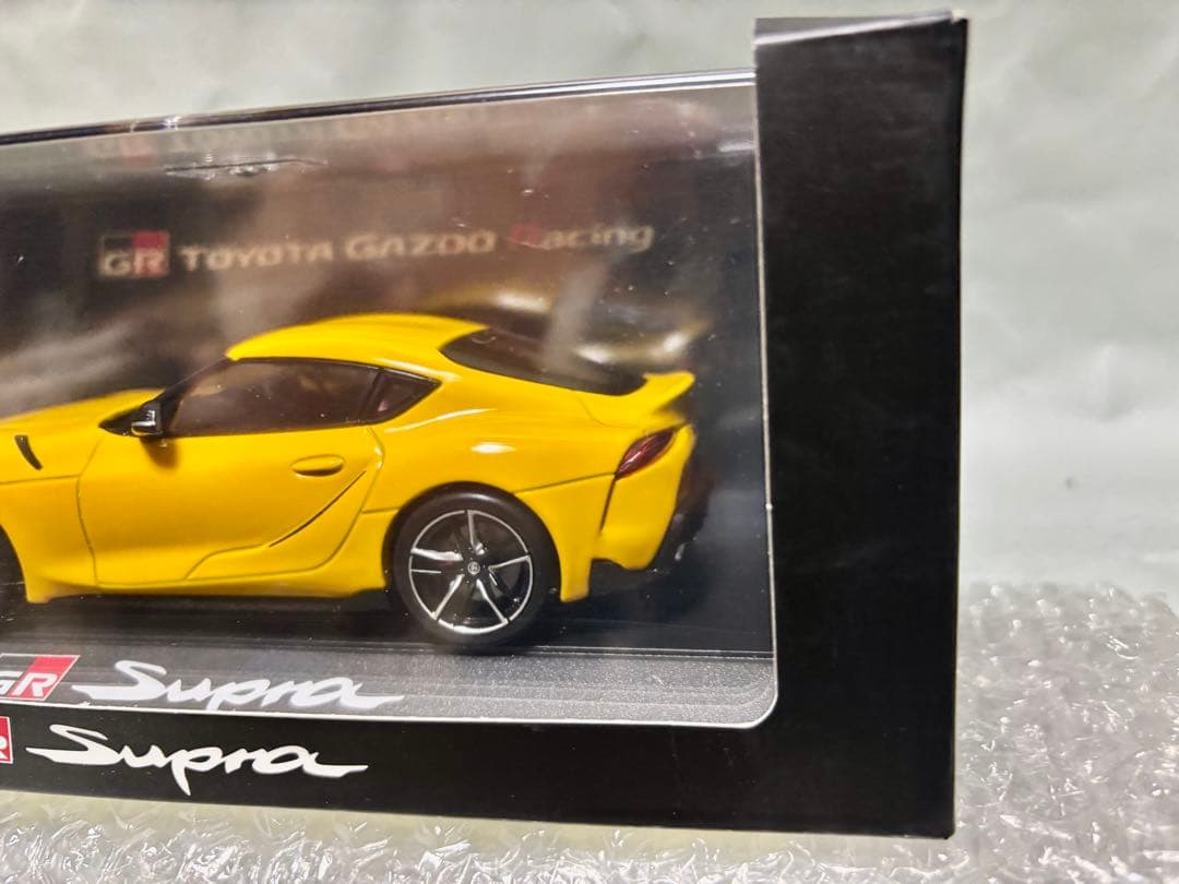 GRスープラ　カラーサンプル ミニカー ライトニングイエロー　シュリンク未開封