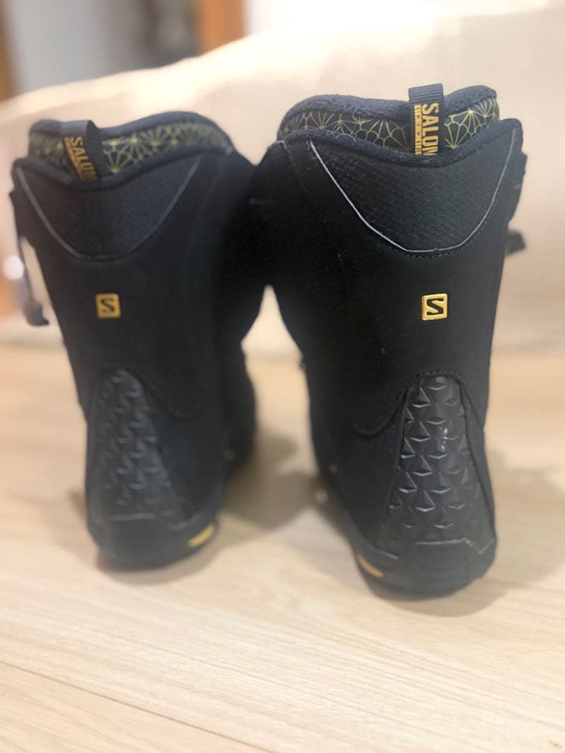 Salomon Kiana スノーボードブーツ 女性用 23.5cm
