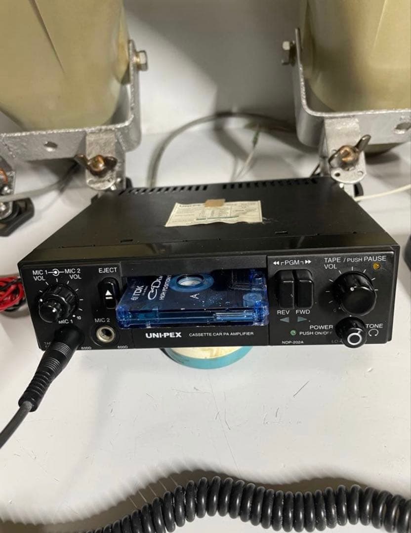 UNI-PEX カセットカーアンプとスピーカーセット動作確認済み