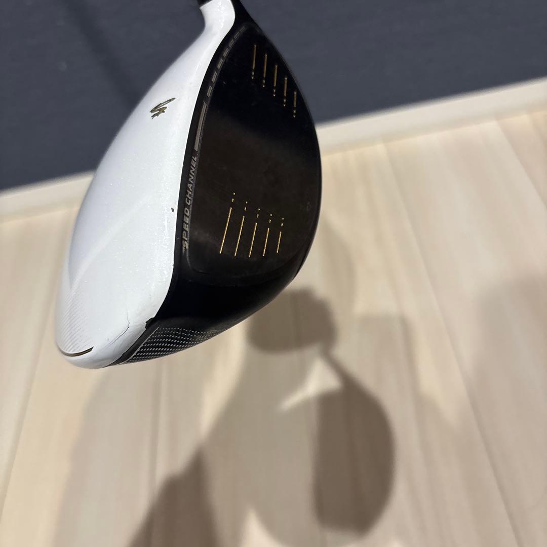 コブラ　ＫＩＮＧＦ６＋１Ｗ（ホワイト）　ヘッドカバー付