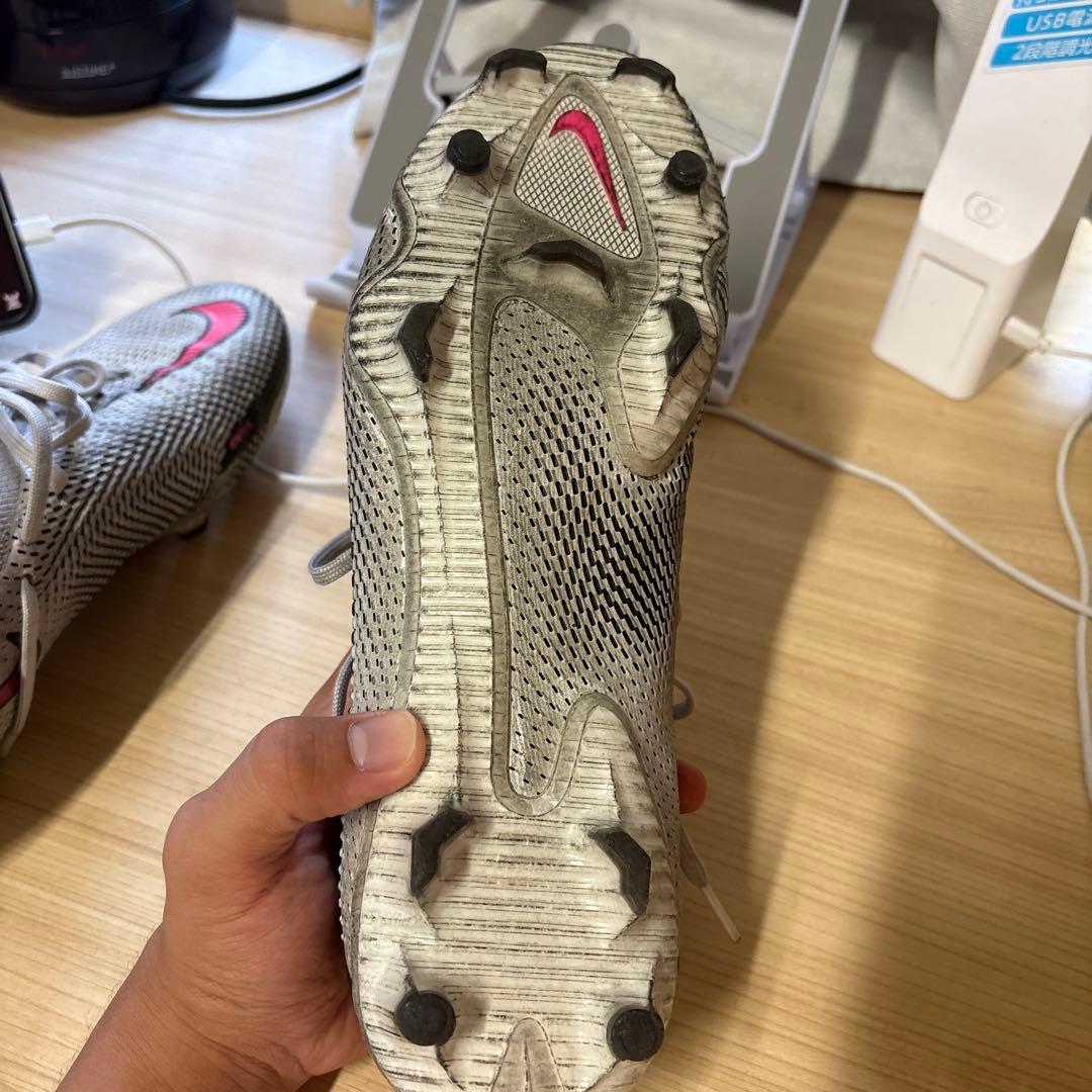 Nike Phantom サッカースパイク グレー/ピンク 収納袋付き