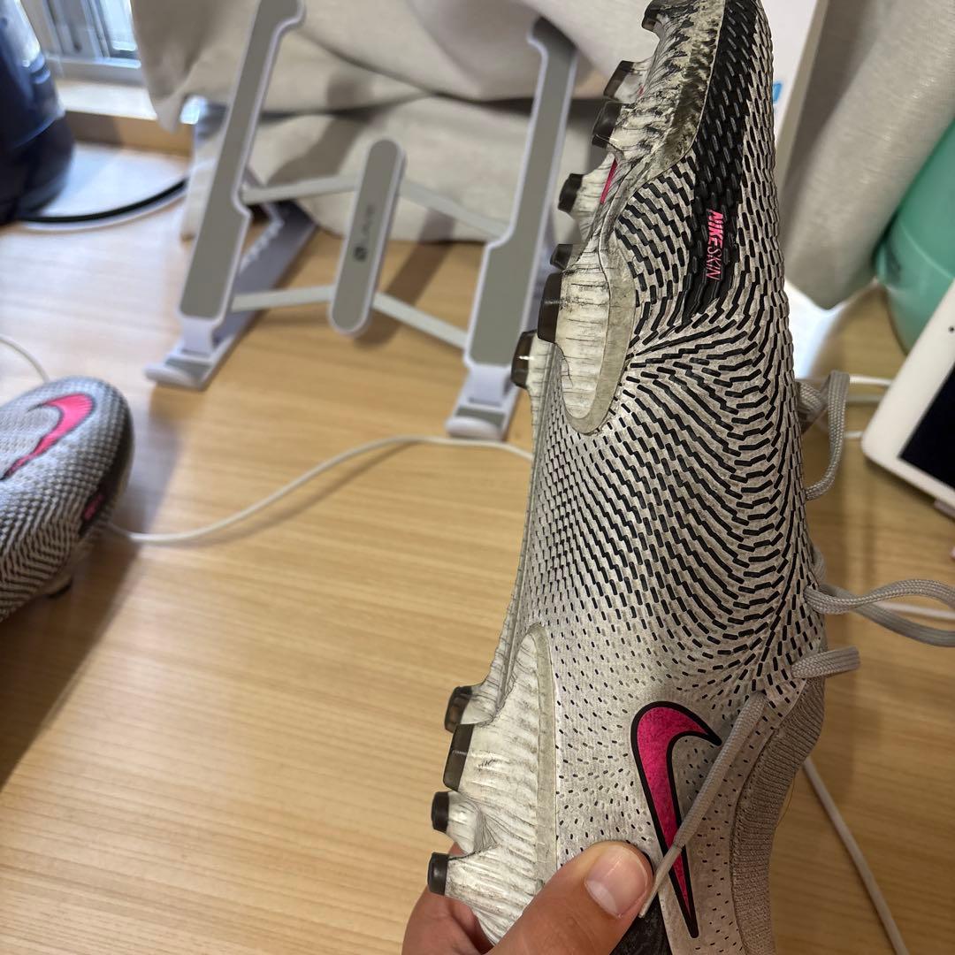 Nike Phantom サッカースパイク グレー/ピンク 収納袋付き