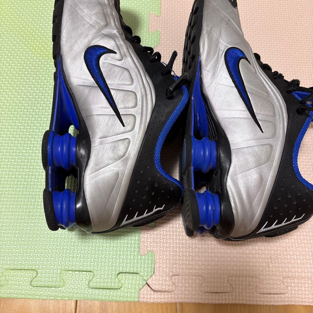 Nike Shox R4 トレーニングシューズ 黒/青
