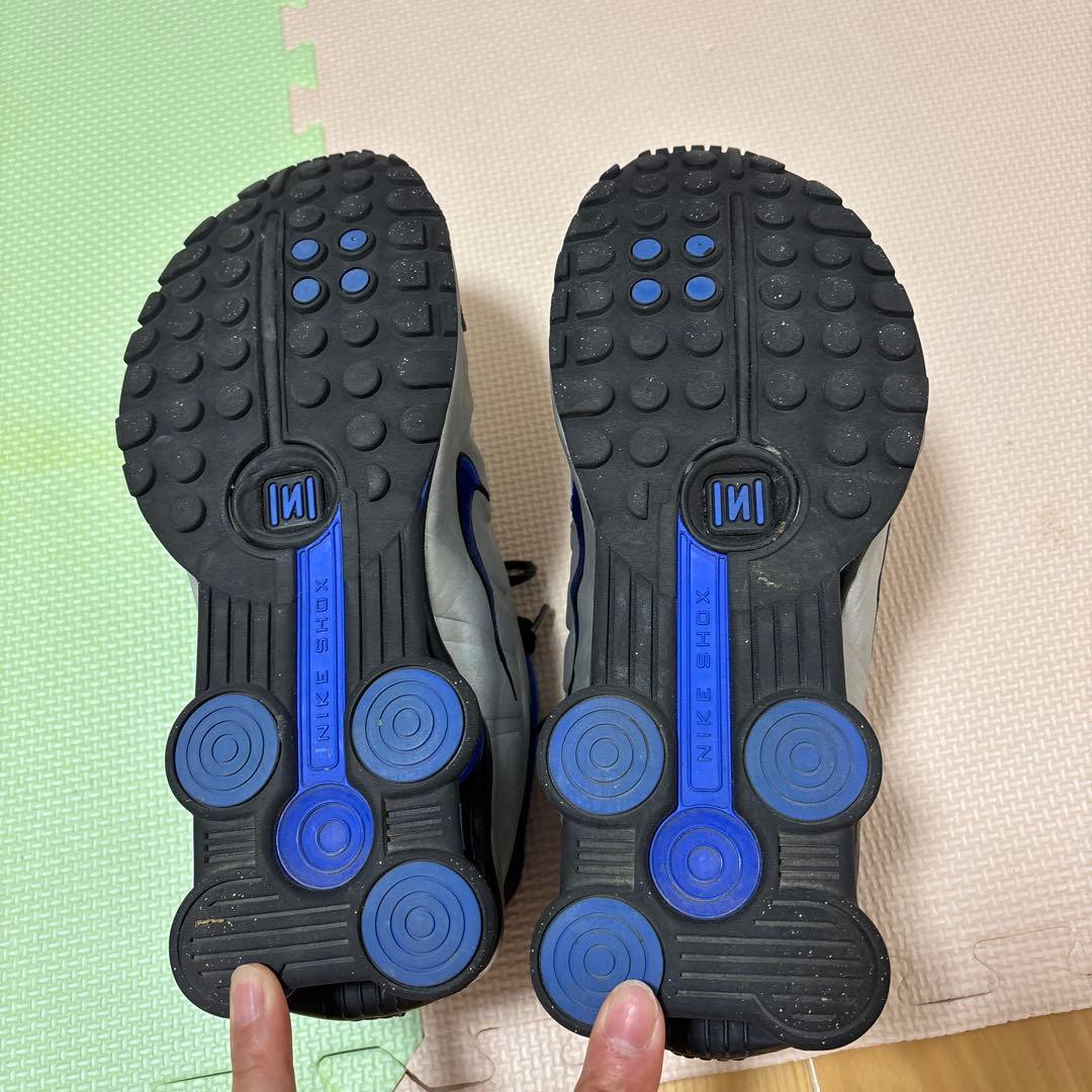 Nike Shox R4 トレーニングシューズ 黒/青