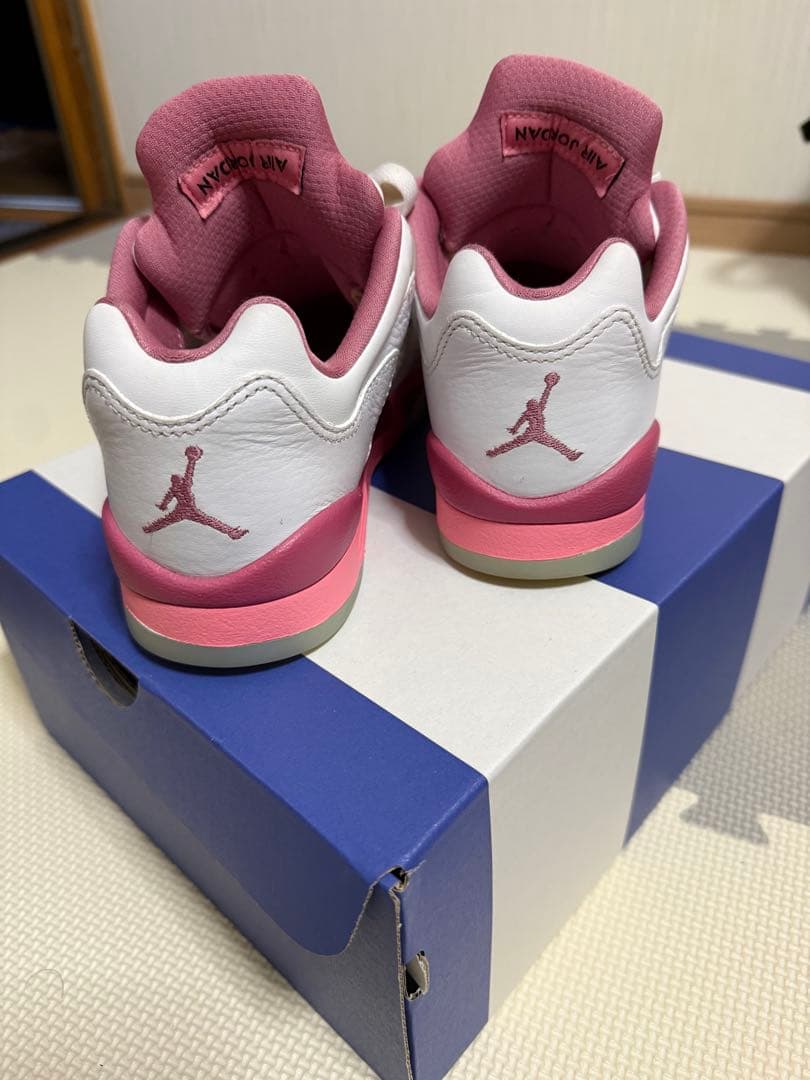 Air Jordan5 バスケットボールシューズ ホワイト/ピンク　24cm
