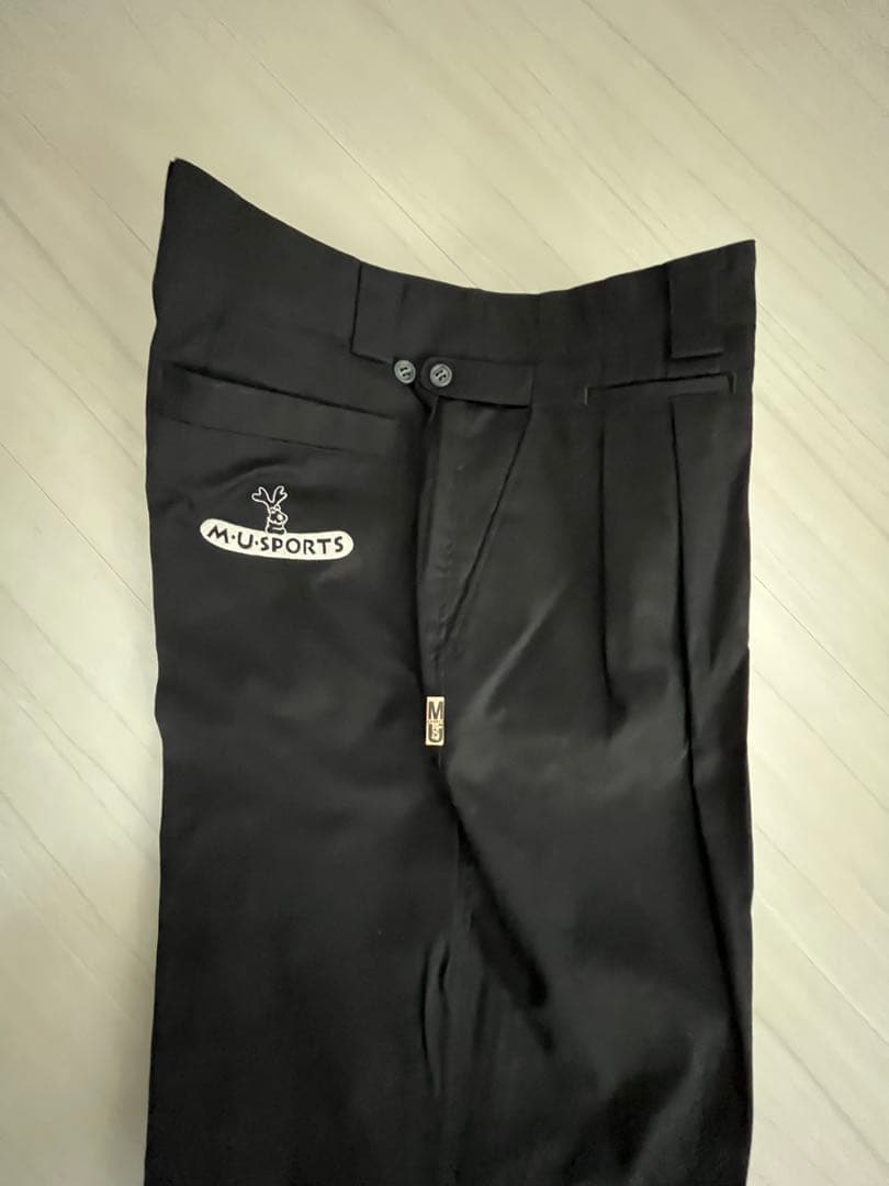 MU SPORTS ミエコ ウエサコ ゴルフパンツ 黒 54★お値下げ