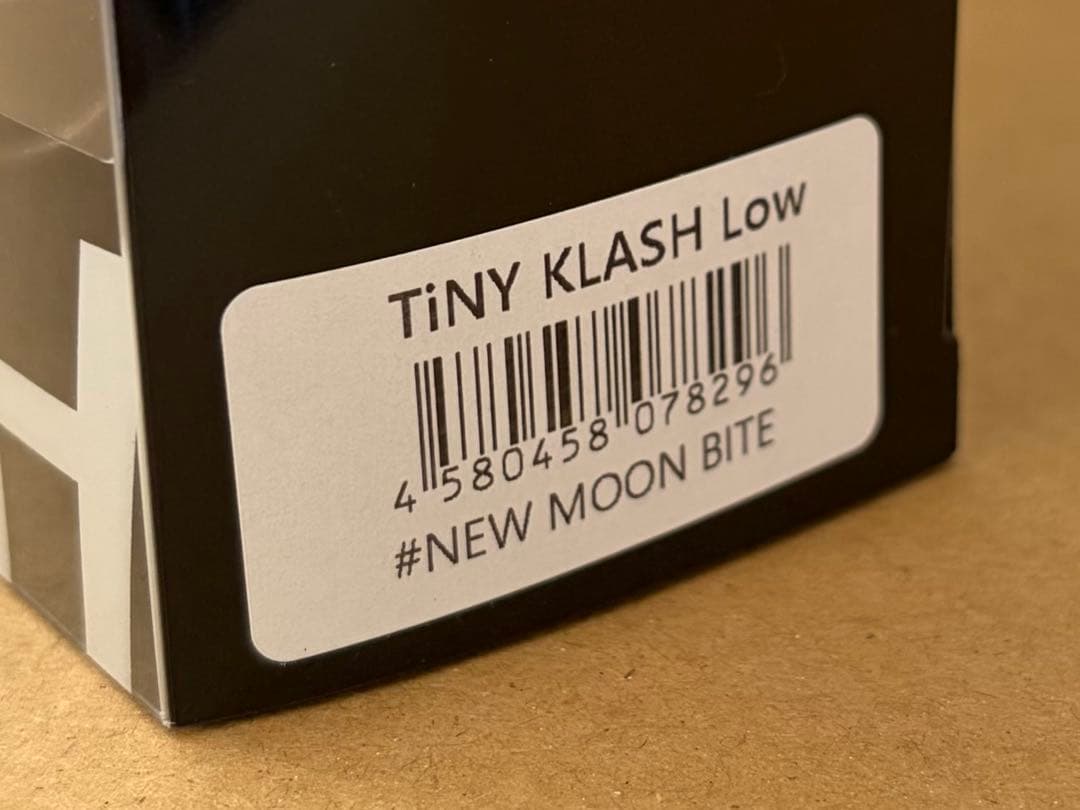 DRT タイニークラッシュ Low ニュームーンバイト tinyklash